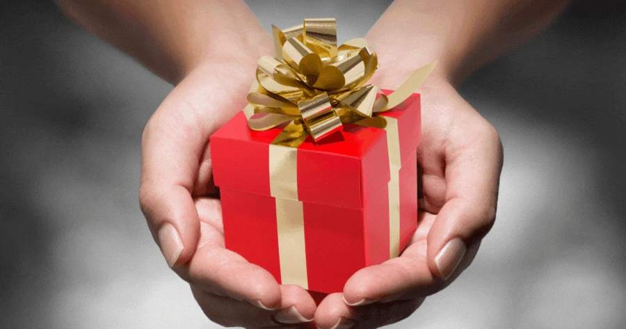 Take This Quiz To Find The Perfect Gift For Your Crush!